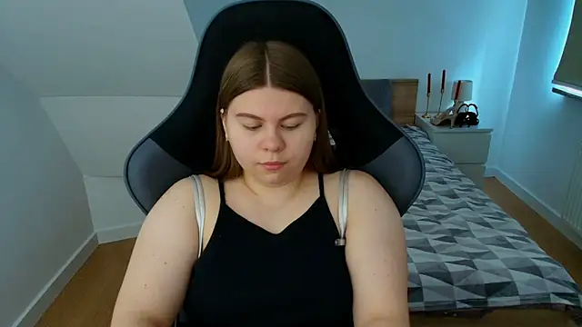 AbbyLuxee – live chatrum