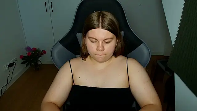 AbbyLuxee 실시간 채팅방