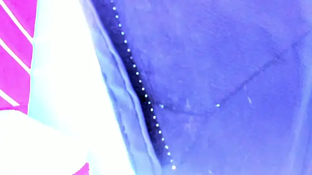 Sweet_Annyy Adlı Modelin Canlı Sohbet Odası
