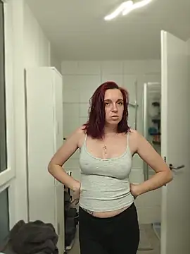 Bella_Chloe_Rose Live Chatraum