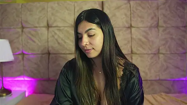 Živá chatovací místnost ShelleyMorell