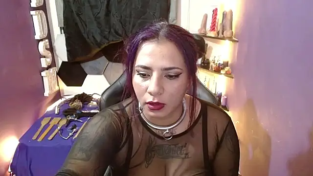 Sala de chat ao vivo de Alexa_Slavehot777