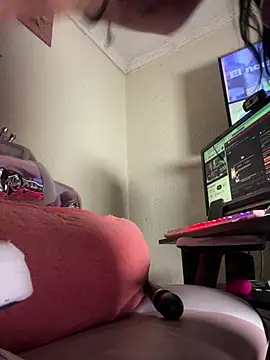 Chat soba uživo modela _Dulcinea777