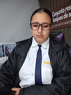 Sala de chat en directo de Cute_Penelope
