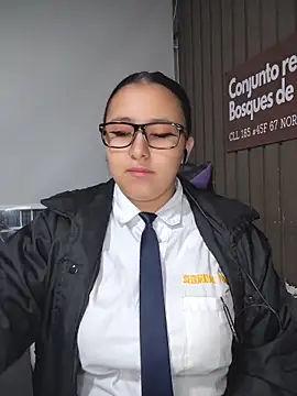 Sala de chat en directo de Cute_Penelope