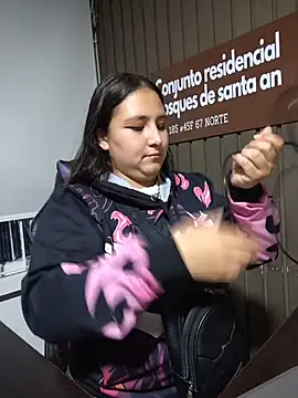 Cute_Penelope Live Chatraum