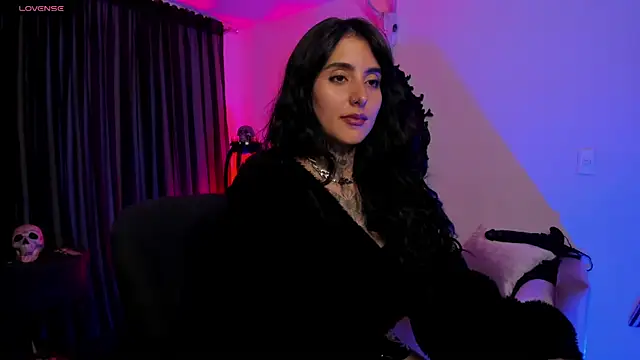 nasty_aliice1 Adlı Modelin Canlı Sohbet Odası