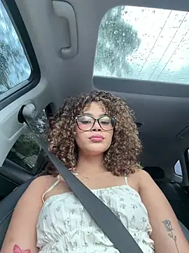 Sala de chat ao vivo de Lianh_Benett