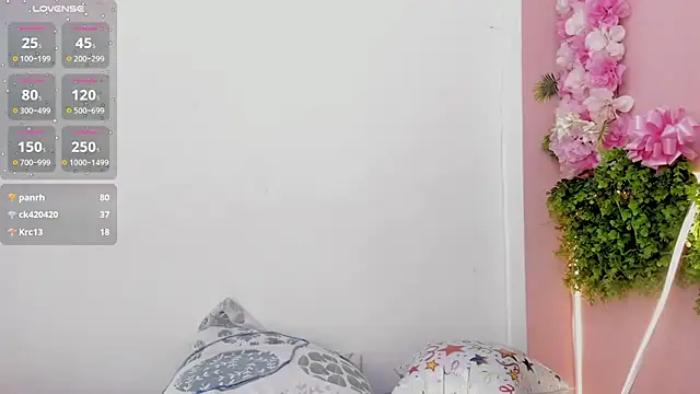 Chat soba uživo modela Mikasa_Horny