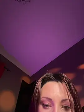 Astoria_Moon লাইভ চ্যাট রুম