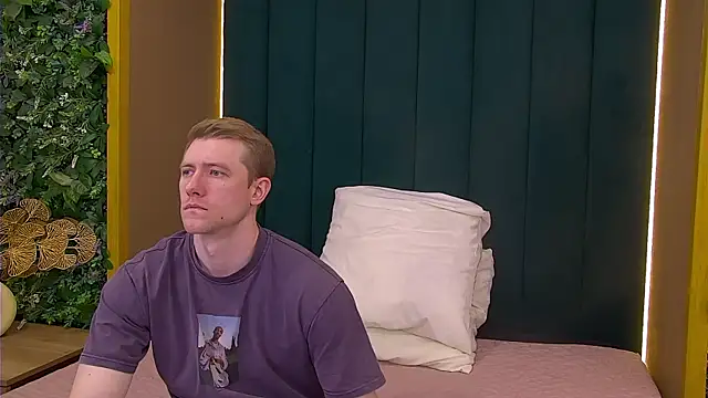 EthanPinkman – live sex-cam-show