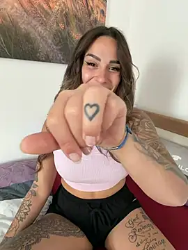 Chatroom en direct de -Alisa