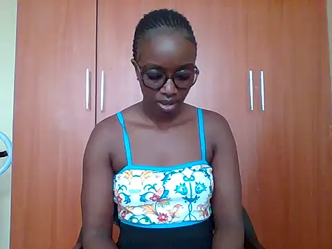 Živá chatovací místnost sexy_darleen23