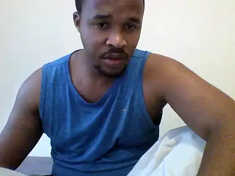MAskedmilff's Live Chat Room