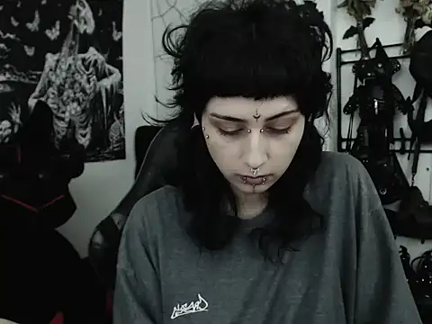 חדר צ'אט בשידור חי של dakota_krall__