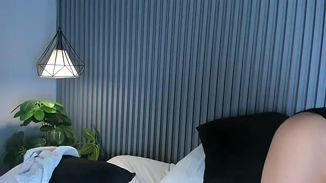 Živá chatovací místnost MiaCollson