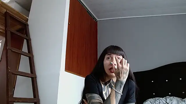 Bilik Sembang Langsung Emilia_1995