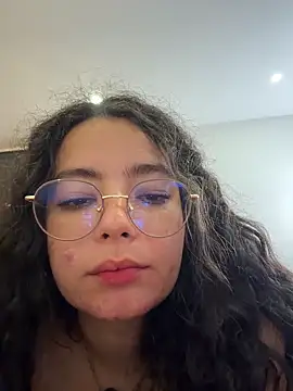 Antoniart_ Live chatroom