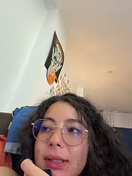Antoniart_n Live chat-huone