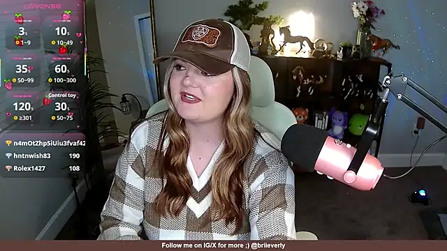 Živá chatovací místnost Briieverly