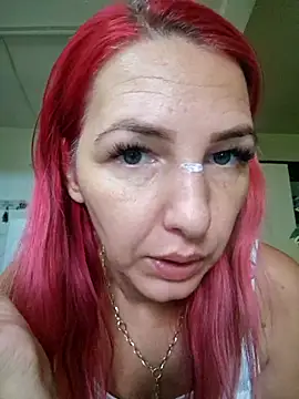 Evadesirex46 실시간 채팅방