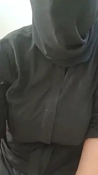Saakoora Adlı Modelin Canlı Sohbet Odası