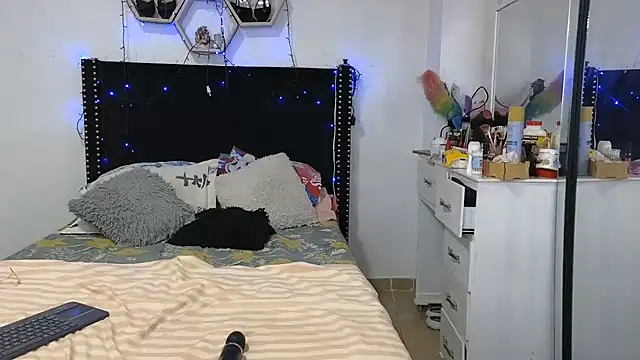 charlotte_077 live-chat rom