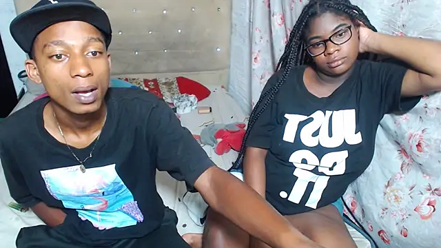 Sala de chat ao vivo de EvaxEmma