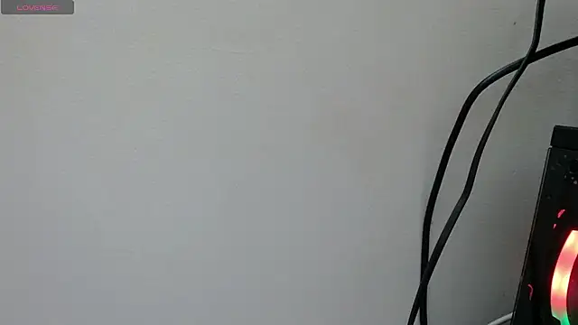 INDIAN_HORNY1 élő chatszobája