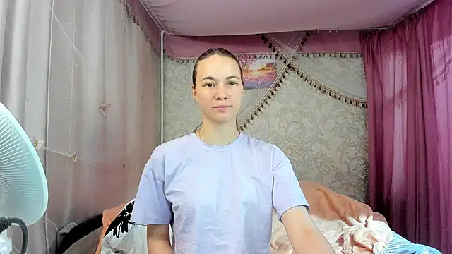 Živá chatovací místnost leila_bambi_