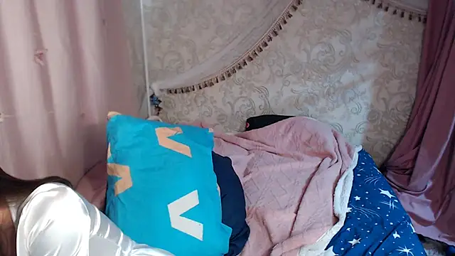 leila_bambi_ – live chatrum