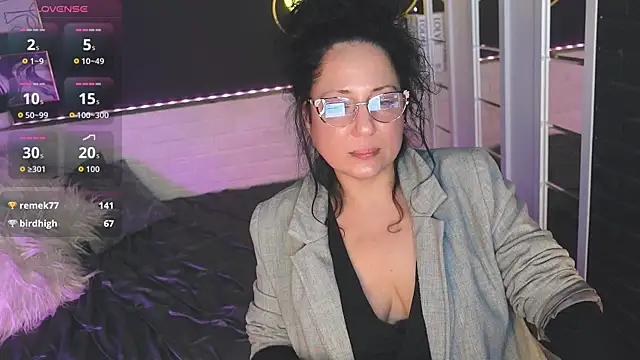 Anita_Muse Adlı Modelin Canlı Sohbet Odası
