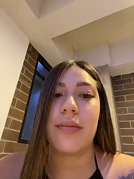 Latina_vanessaのライブチャットルーム