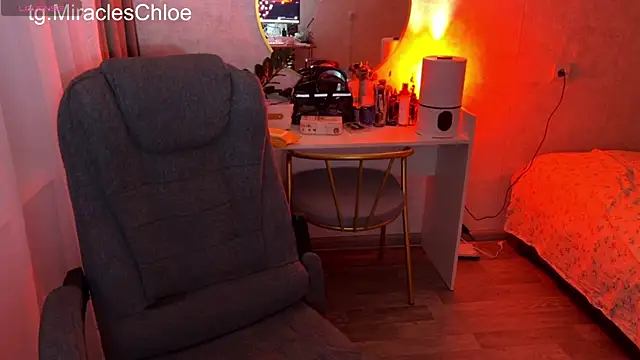 ChloeMillerMeow's Live Chat Room