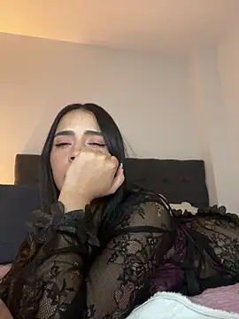 Im_Paulina Adlı Modelin Canlı Sohbet Odası