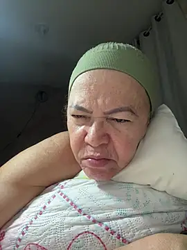 Pokój czatu na żywo – Granny6boys