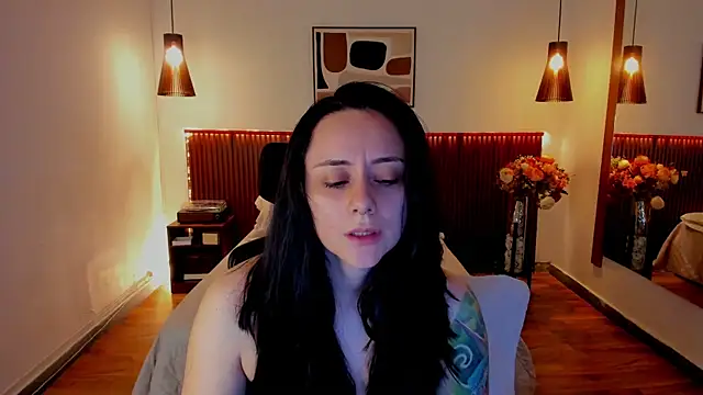 KatherineBond Live Chatraum