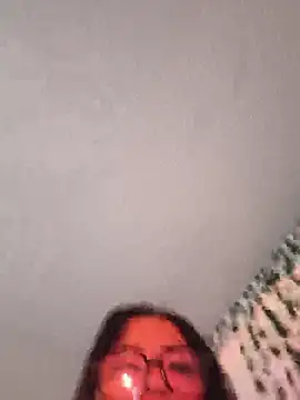 Megan_Konig Adlı Modelin Canlı Sohbet Odası