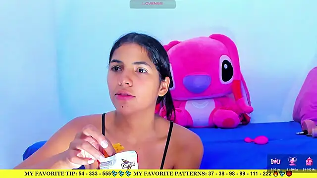 AriannaLewiis чат на живо