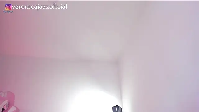 Veronicajazz's Live Chat Room