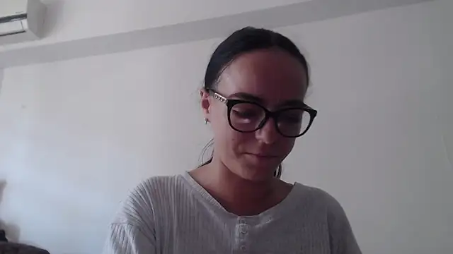 Pokój czatu na żywo – IzabelllNoir