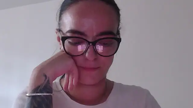 Sala de chat ao vivo de IzabelllNoir