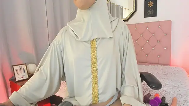 غرفة دردشة AishaAmin_ المباشرة