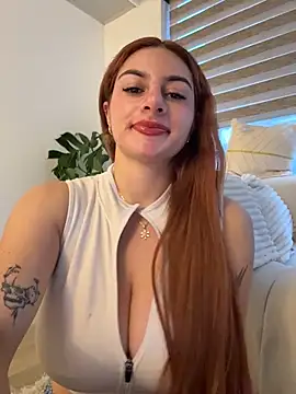 AtheneaRossi Adlı Modelin Canlı Sohbet Odası