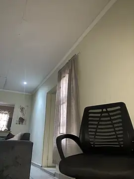 Sala de chat en directo de Bootyfulbarbiie
