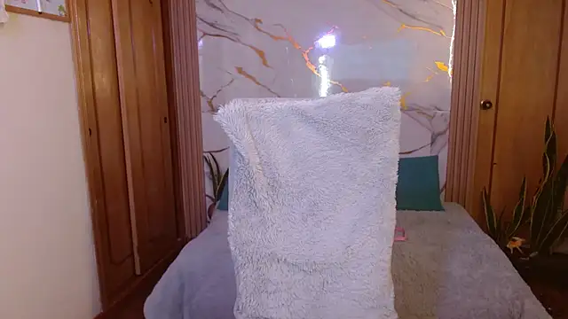Živá chatovací místnost kittycatw