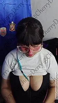 Онлайн чат CherryDerry