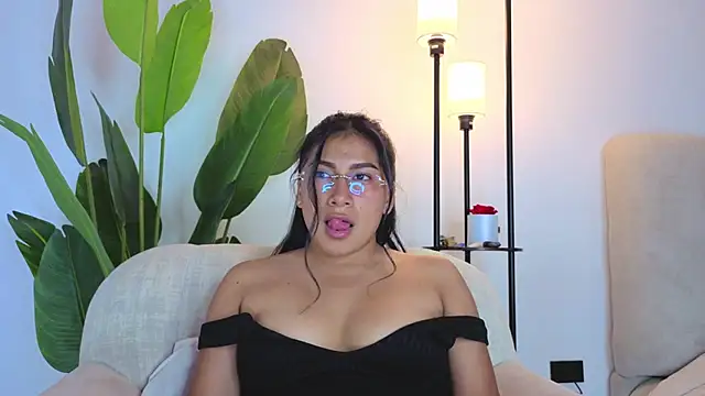 LinnaGardenia Obrolan Langsung XXX