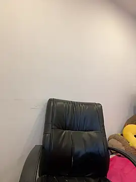 Alanna_atm_'s Live Chat Room