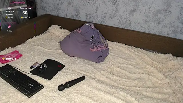 Živá chatovací místnost NancyXSkyblueX